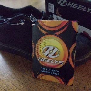 NIB Heelys Launch